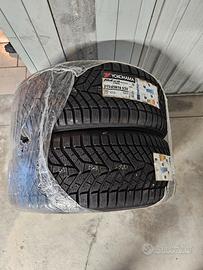 Pneumatici invernali 215 45 18