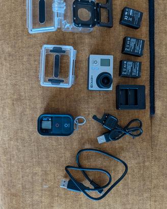 GoPro HERO3 Silver Edition

kit completo