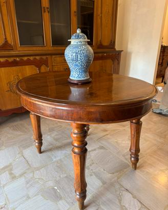 Tavolo ovale in legno massello – gambe tornite