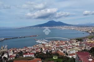 6 LOCALI A CASTELLAMMARE DI STABIA