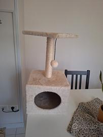 tiragraffi con cuccetta per gatti