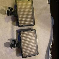 2 faretti Neewer 176 LED (esddi) Luce Fredda 5600K