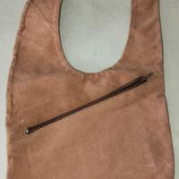 Borsetta in pelle scamosciata marrone chiaro