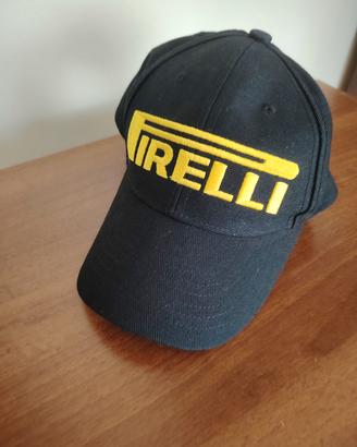 Cappellino con logo Pirelli