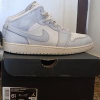 air Jordan bianche e azzurre nr 39