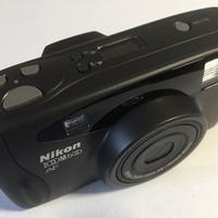 Fotocamera compatta 35mm NIKON ZOOM 500 NOS