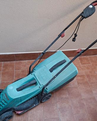 Taglierba rasaerba Bosch ARM 3200 1200W.