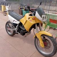 Aprilia Pegaso 1990