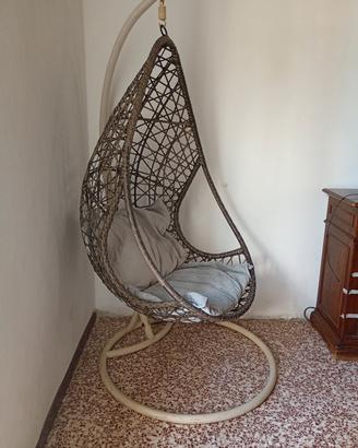 Dondolo in Rattan
