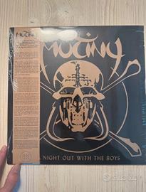 Mutiny - A night out with the boys - limited 500 p