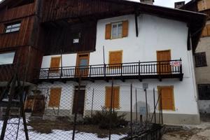 Porzione di casa da ristrutturare