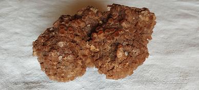 Aragonite rosa cristalli esagonali (Azrou-Marocco)