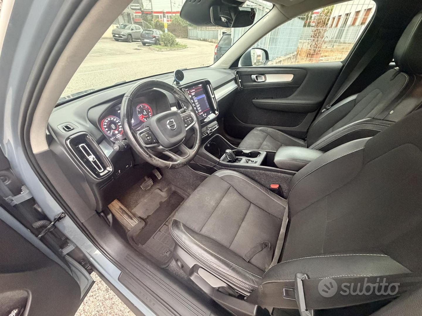 Volvo Xc40 2019 photo 4