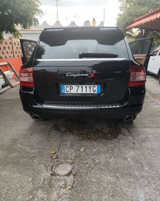 Porsche Cayenne 4.5s