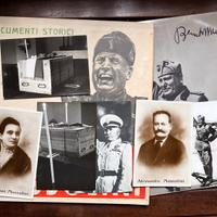 Lotto fotografie + dischi + cartoline firmata