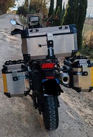 Tris valigie Givi trekker outback