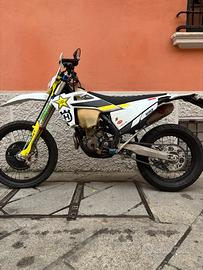 Husqvarna fe 350 4T rockstar edition