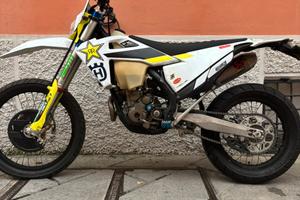 Husqvarna fe 350 4T rockstar edition