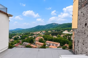 Appartamento di 93 m² con 3 locali a Monte Compatr