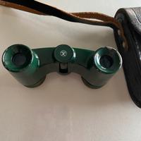 Binocolo da teatro tascabile.