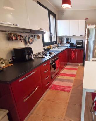 cucina Lube con elettrodomestici 