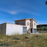 Loc. Villasanta - Locale + Appartamento