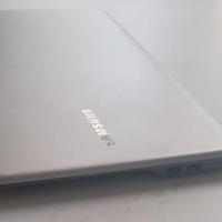 Ultrabook Samsung Serie 5 ULTRA - Modello NP530U3C