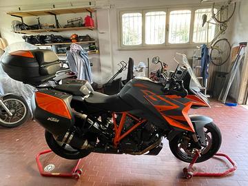 KTM 1290 Super Duke - 2024