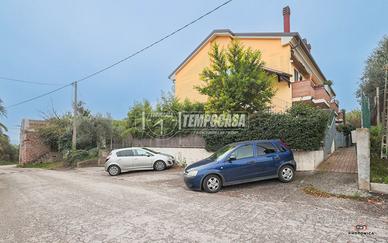 TRILOCALE CON GIARDINO A SAN CLEMENTE