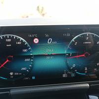 MERCEDES GLA 200D 4 MATIC