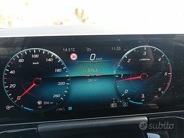 MERCEDES GLA 200D 4 MATIC