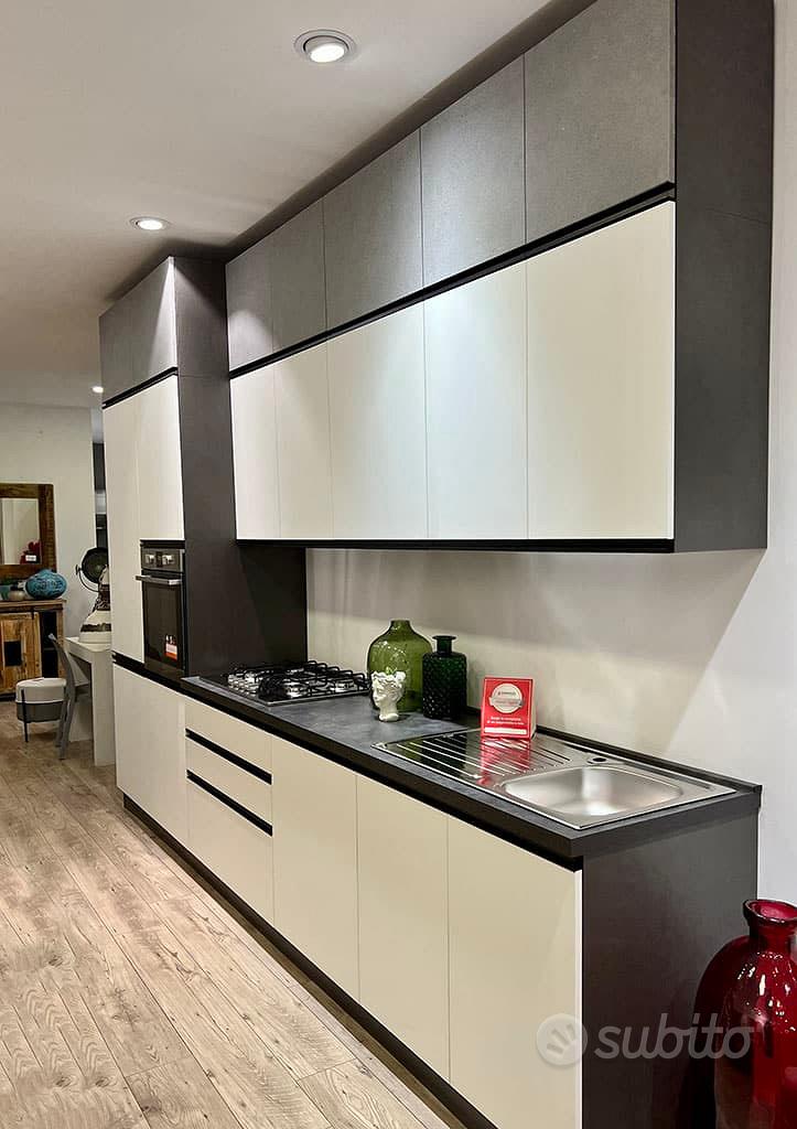 Subito - Outlet Arredamento - Cucina NewAge pensili alti - no eldom -  Arredamento e Casalinghi In vendita a Milano