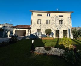 Villa unifamiliare a Prata di Pordenone