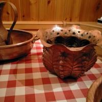 vassoi vasi e anfora rame