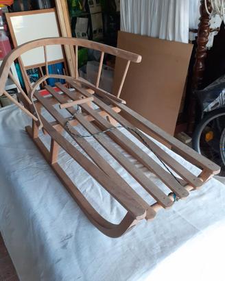 Slitta da traino in legno