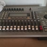 mixer multitraccia yamaha AV 16