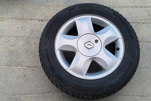 4 CERCHI IN LEGA 15'' + 4 GOMME INVERNALI 