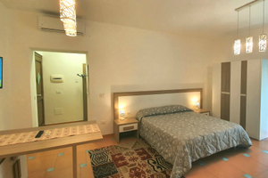 Agropoli, in villa con Jacuzzi, giardino, parkaut