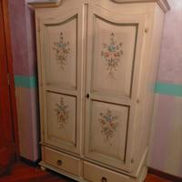 armadio in legno decape'