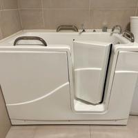 Vasca da bagno per anziani o disabili