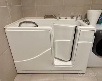 Vasca da bagno per anziani o disabili