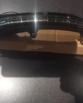 Indicatore direzione destro Audi Q5 8R