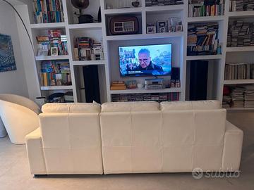 Divano angolare in pelle Poltronesofà