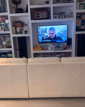 Divano angolare in pelle Poltronesofà