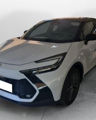 Toyota C-HR Plug-in Hybrid 220 Lounge Hero
