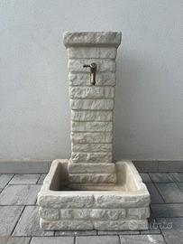 Fontana in pietra