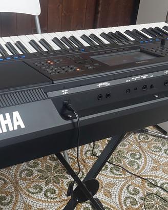 tastiera yamaha psr-sx700