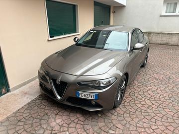 Giulia 150 cv 98000 km