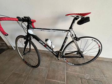 Bici Strada Carbonio guarnitura Shimano 105