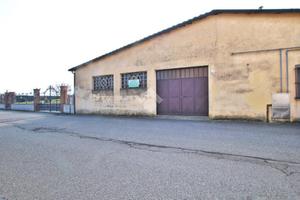 DEPOSITO A LIVORNO FERRARIS